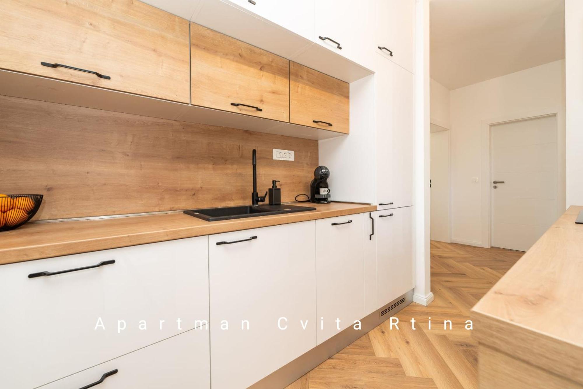 Apartman Cvita Rtina Exterior photo